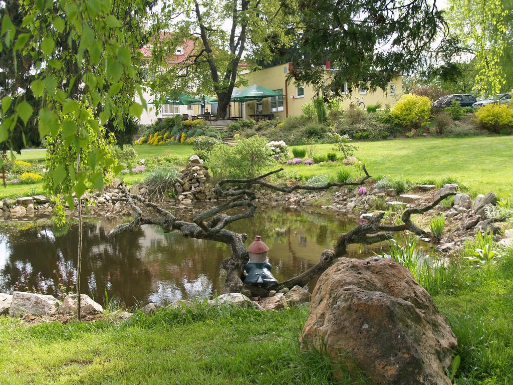Pension Pod Sibenakem Strmilov 外观 照片